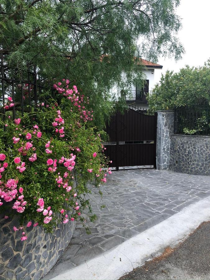 Etna Petit Relais Panzió Nicolosi Kültér fotó